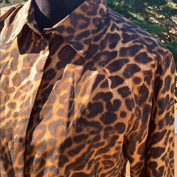 Lauren Ralph Lauren Leopard-Print Crepe Shirt - Picture 4 of 10